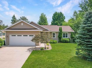 2804 20th St, Menominee, MI 49858