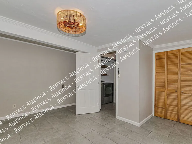 8532 N Rancho Catalina Dr — Photo 12