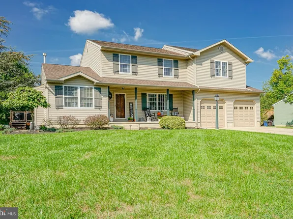397 Greenwich St, Mickleton, NJ 08056