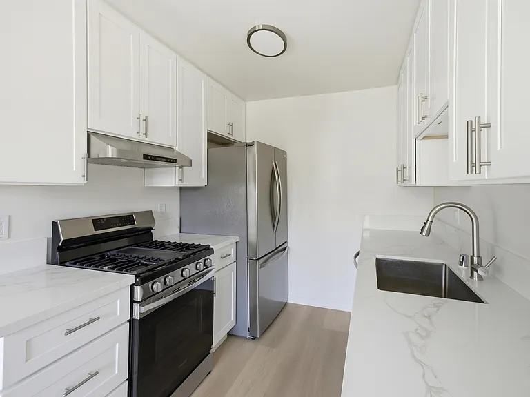 3873 College Ave #5 — Photo 9