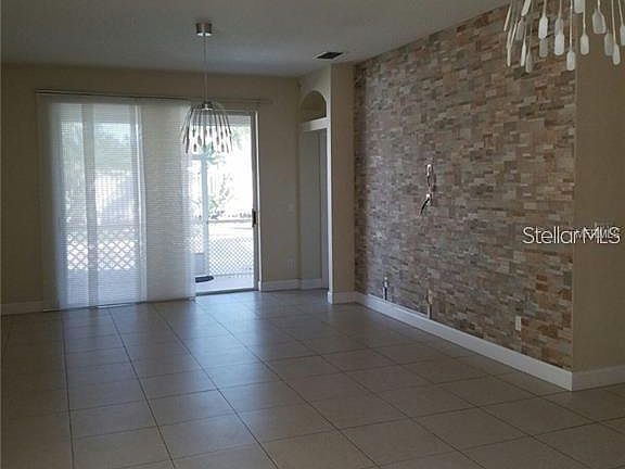 5th image of 4860 Chalfont Dr