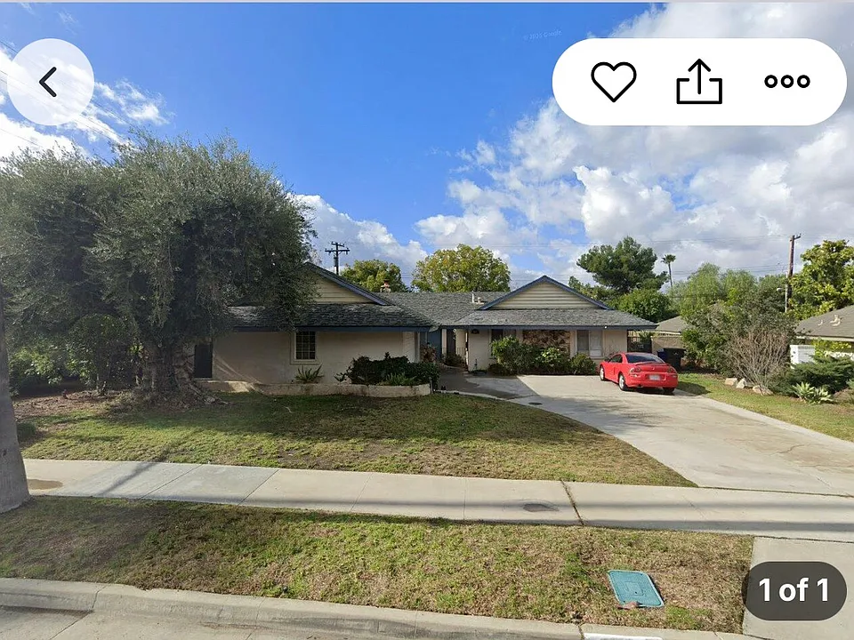 5015 Chapala Dr