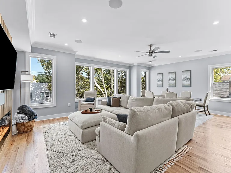335 Virginia Ave — Photo 21
