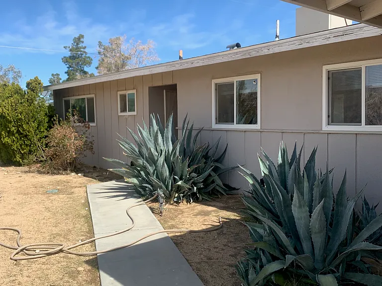 7041 Emerson Ave — Photo 5