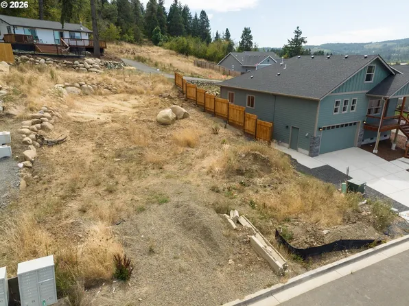 775 Boulder Loop, Creswell, OR 97426