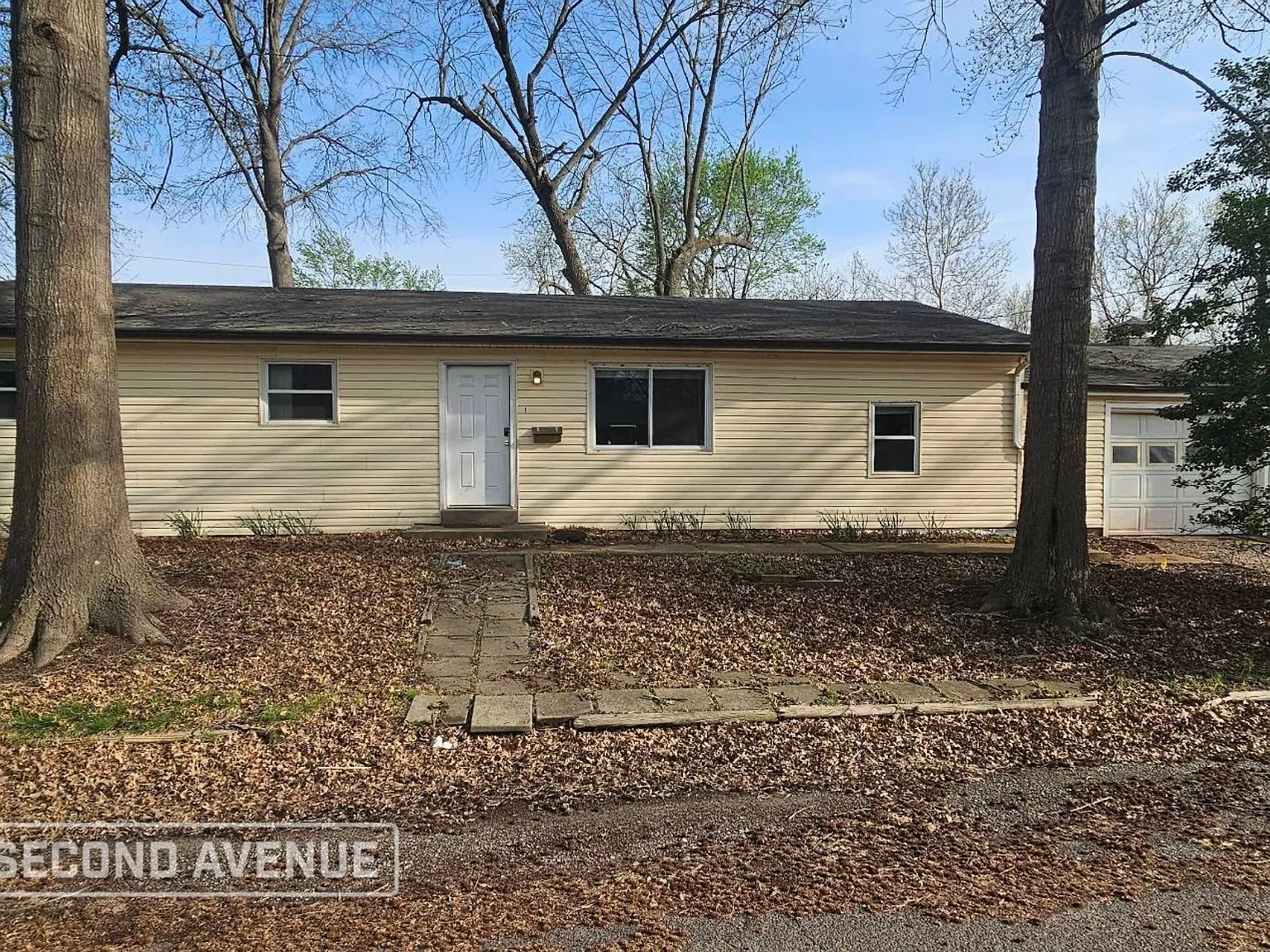 3 bed, 2.0 bath, 1512 sqft, $1,325 — Photo 1
