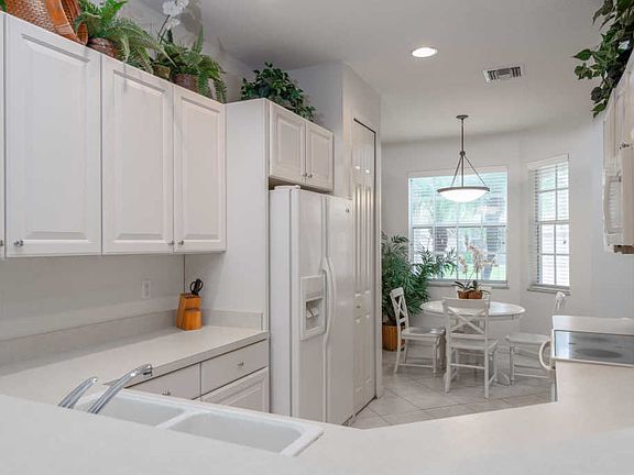 2nd image of 8141 Carnoustie Pl