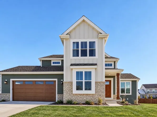 546 Buss Rd, Cottage Grove, WI 53527