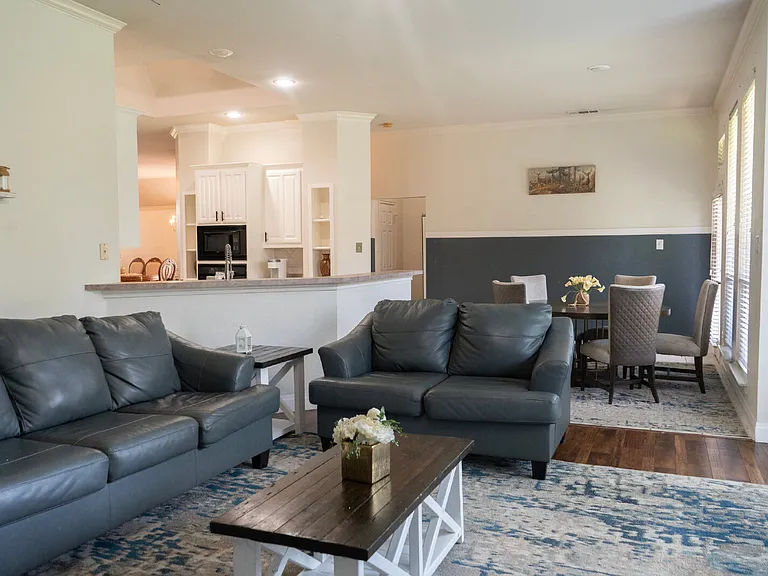 2502 Morningstar Ln — Photo 9