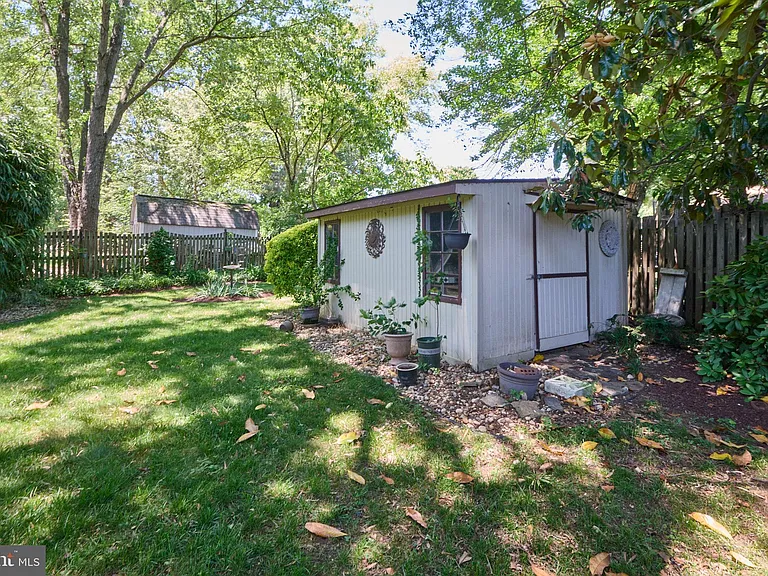 2403 Arrow Park Dr — Photo 23