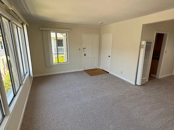 1031 Noel Dr APT E, Menlo Park, CA 94025