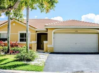 1576 Zenith Way, Fort Lauderdale, FL 33327