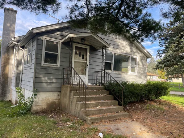 27980 N Bluff St, Wauconda, IL 60084