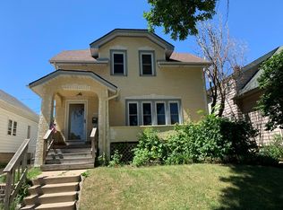 3041 N 57th St, Milwaukee, WI 53210