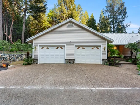 7017 Blackhawk Ln, Foresthill, CA 95631