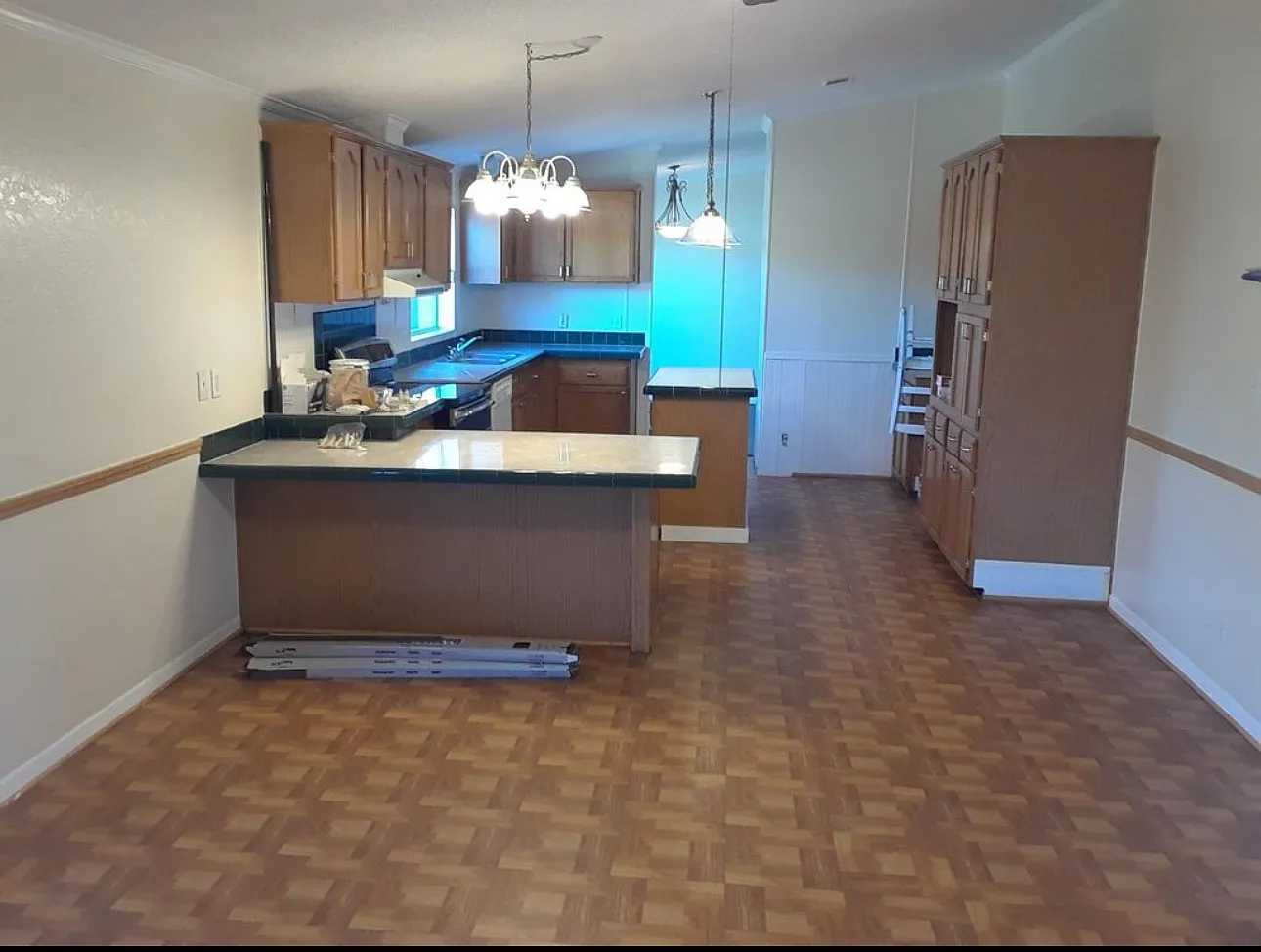 4 bed, 2077 sqft, $1,750 — Photo 2