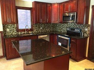 286 5th Ave, Troy, NY 12182