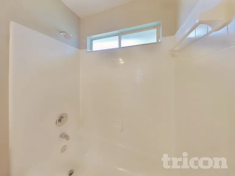 2990 Brittany Bluff Dr — Photo 13