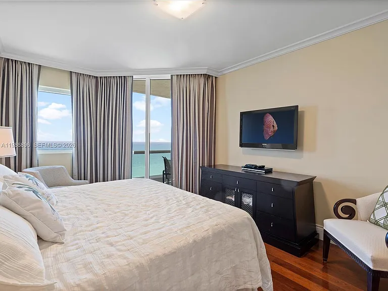 17875 Collins Ave #2903 — Photo 30