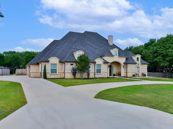 3 Shady Creek Ln, Bridgeport, TX 76426