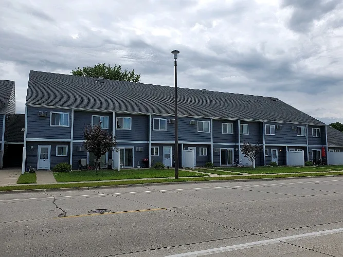 Trailside Apartments & Townhomes — Photo 3