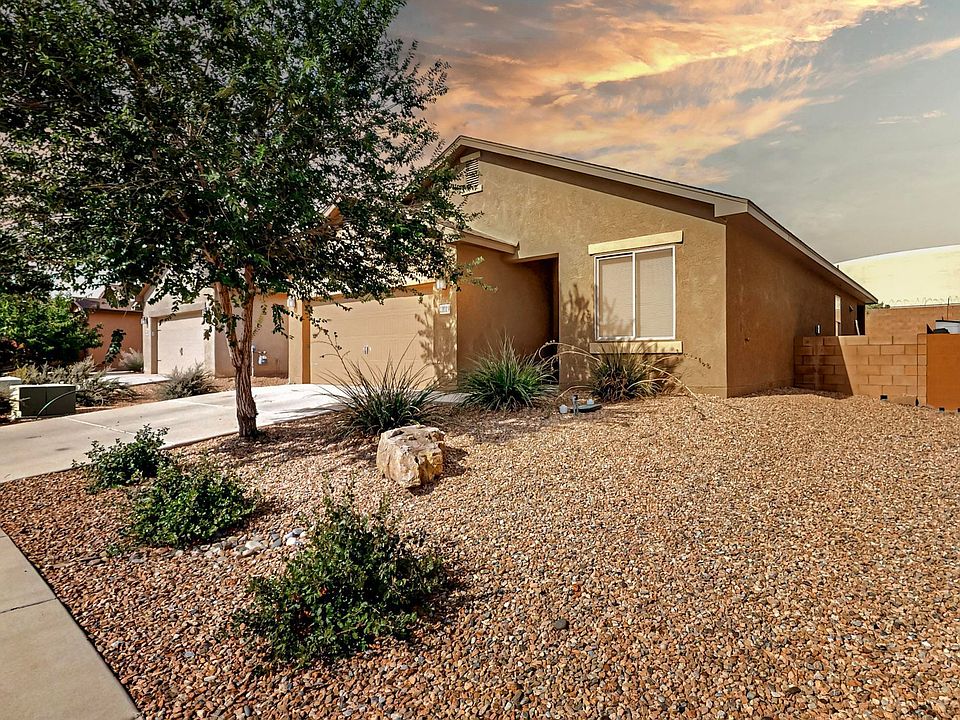 1st image of 11019 Gladiolas Pl NW