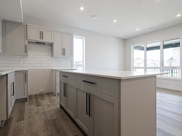 114 Greenfield Way — Photo 4