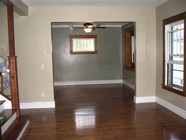 720 Forest St — Photo 3