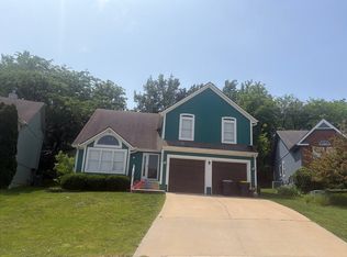 12312 Oak St, Kansas City, MO 64145