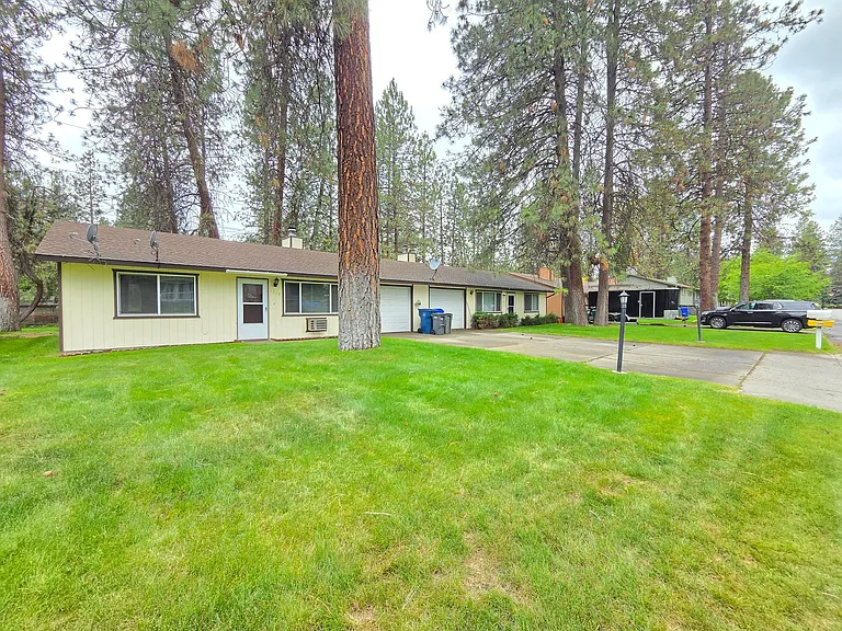 1318 S Robinhood St — Photo 1
