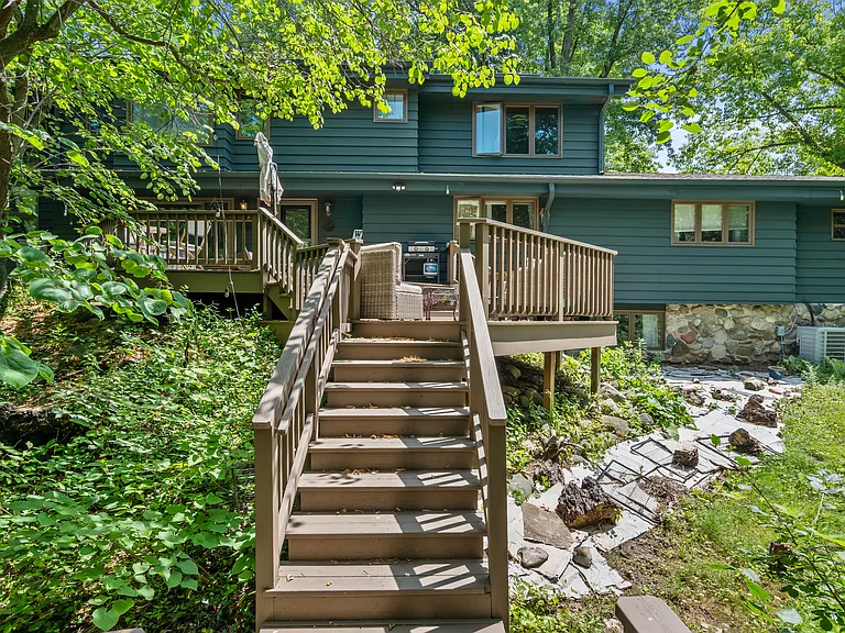2520 Jodon Ct — Photo 37