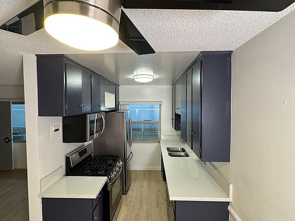 5th image of 1230 N Fuller Ave #3P