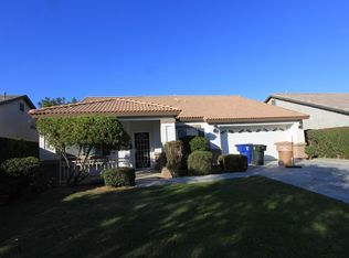 10618 Yosemite Falls Ave, Bakersfield, CA 93312