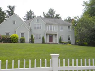 19 Wyndemere Ct, Plymouth, MA 02360