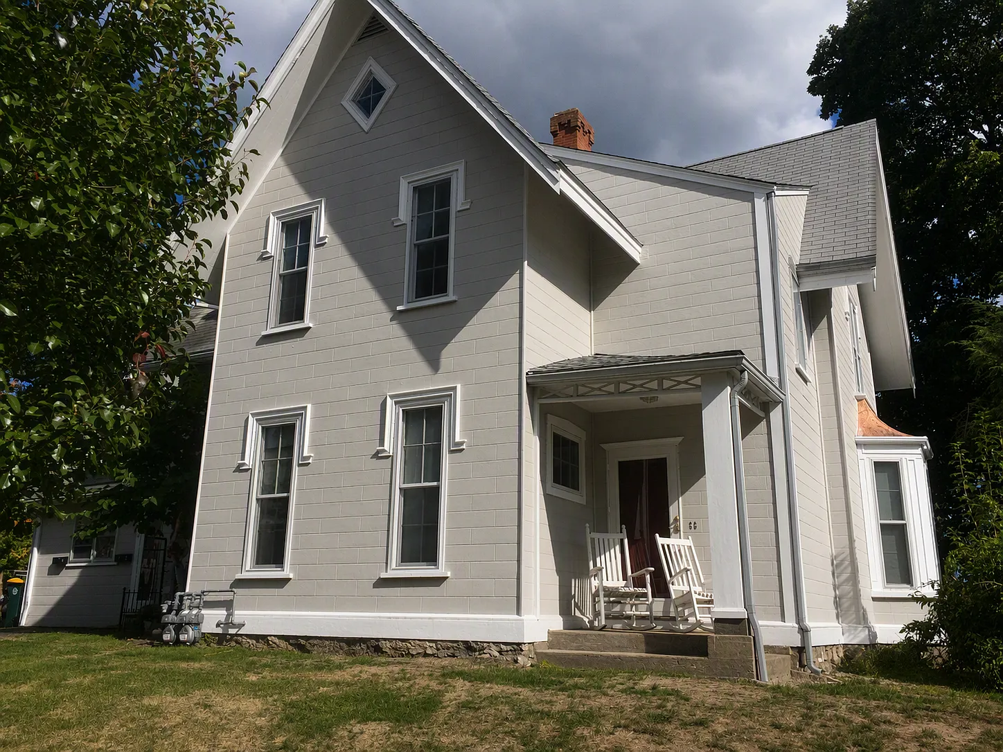 2 bed, 1150 sqft, $2,080 — Photo 3