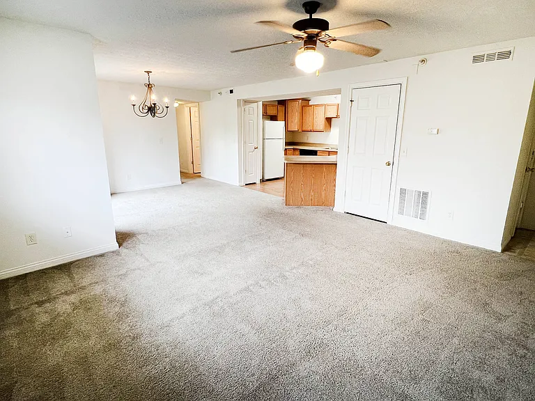 Walton Ridge Apartments — Photo 44