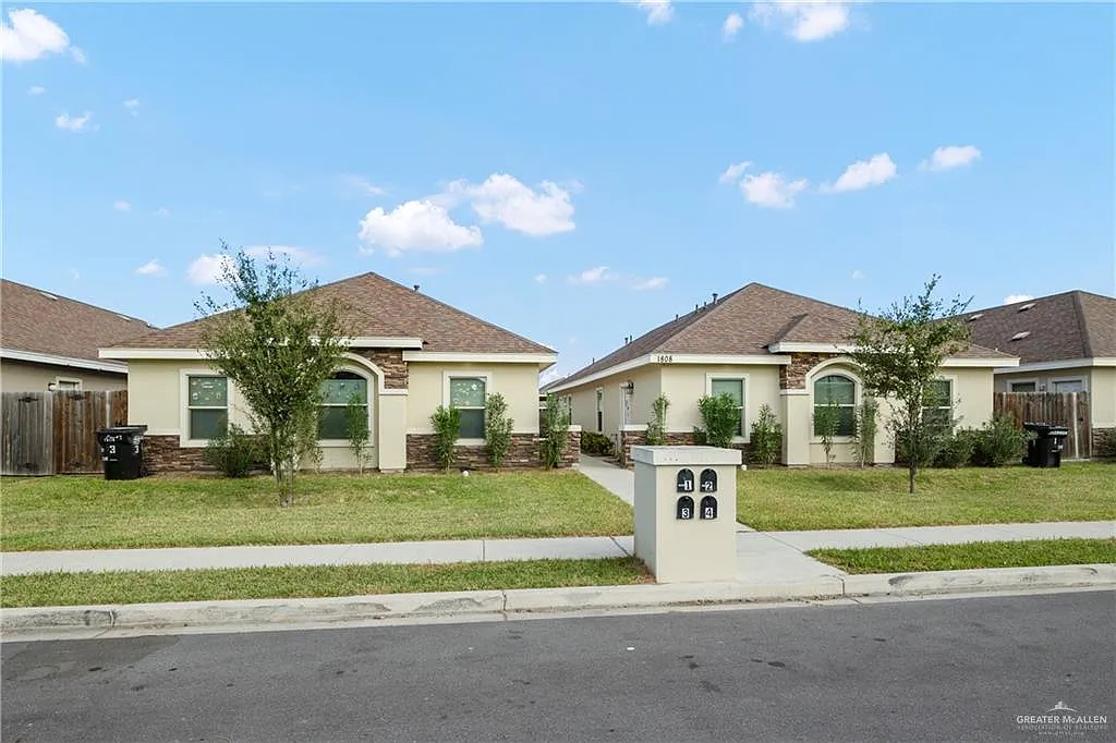2 bed, 2.0 bath, 980 sqft, $1,000 — Photo 2