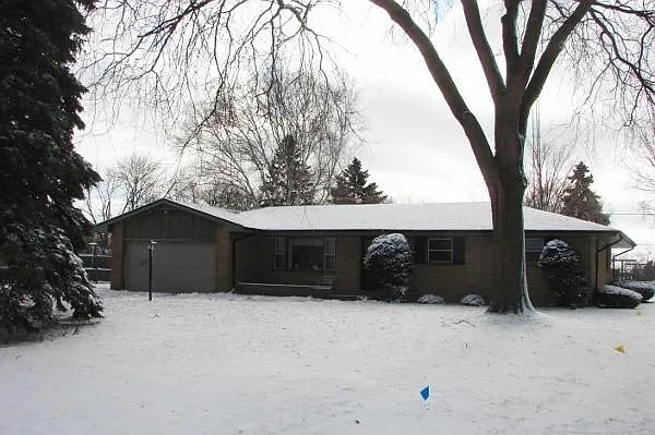 5843 Sandy Ln photo 1