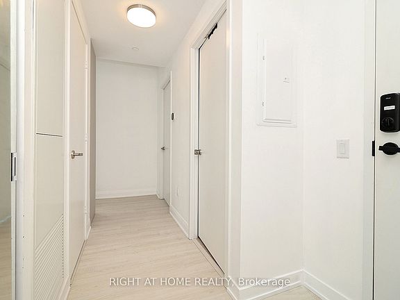 3rd image of 3883 Quartz Rd #4203