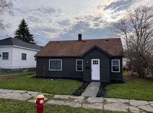 226 N Ball St, Cheboygan, MI 49721