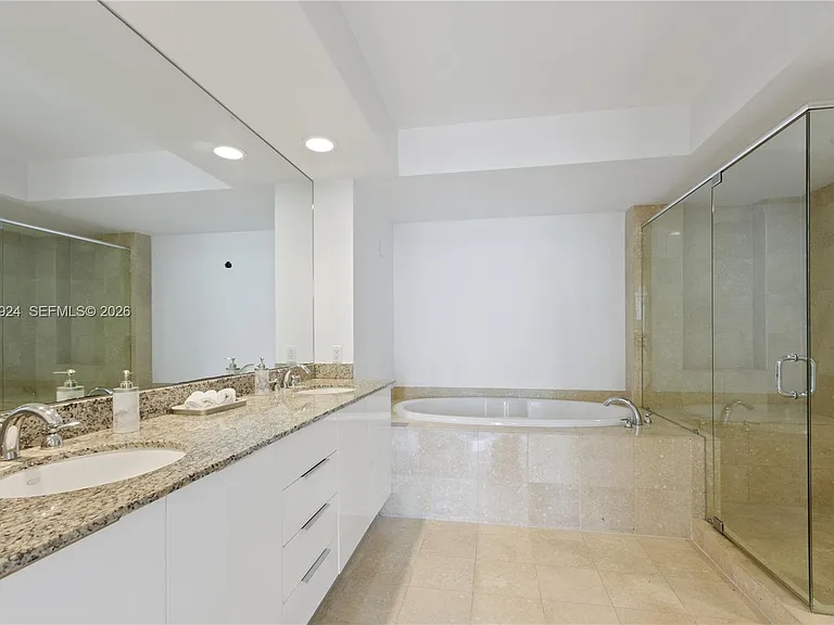 1800 S Ocean Dr #Penthouse 4404 — Photo 16