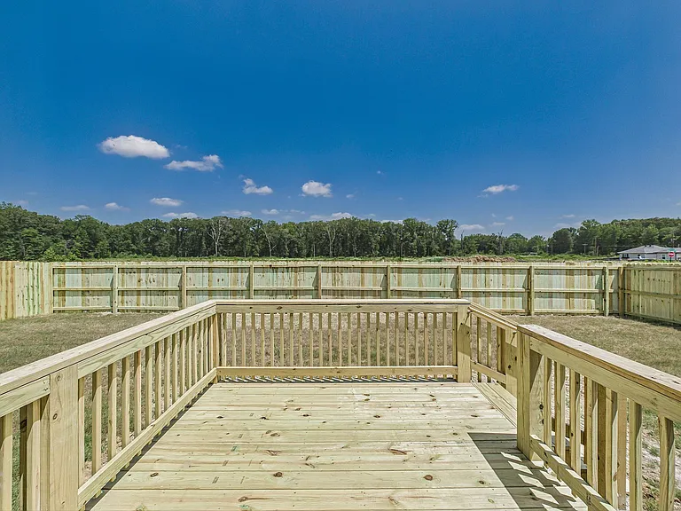 832 Pine Tree Rd — Photo 12