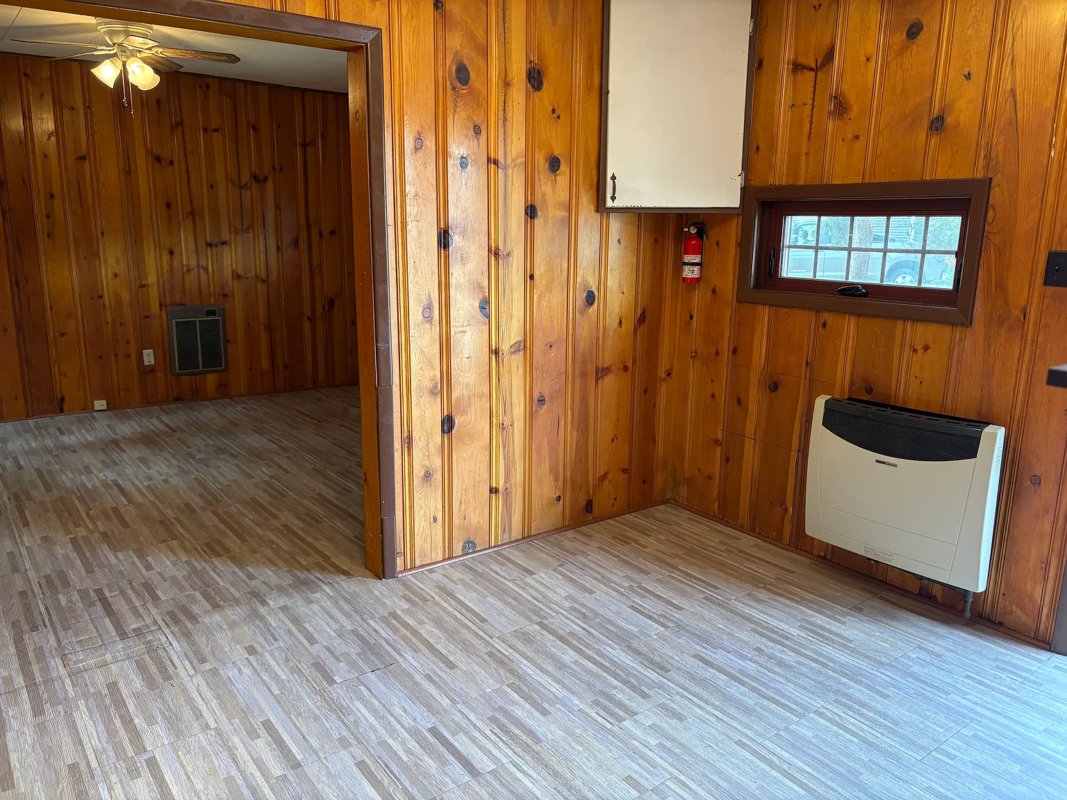 2 bed, 600 sqft, $1,300 — Photo 2