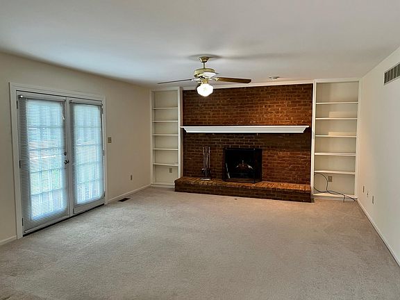 4th image of 1148 Narrow Ln