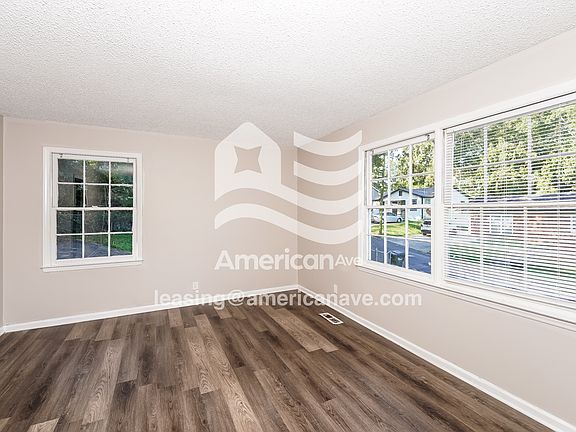 3-Living Room