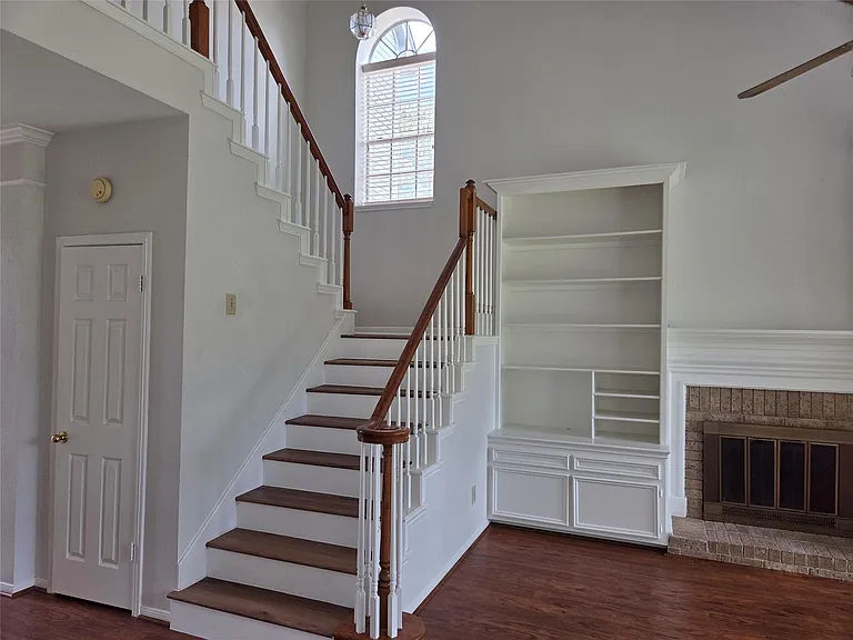 17403 Canyon Knoll Dr — Photo 27