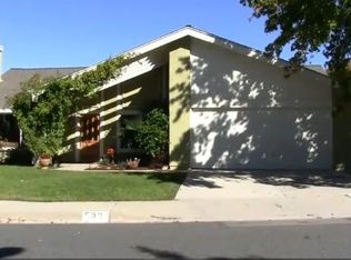 589 Lotus Ave, Thousand Oaks, CA 91360