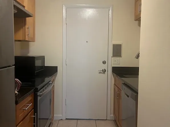 (undisclosed Address), Marlborough, MA 01752