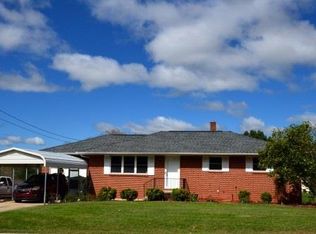 1696 Union Grove Rd, Granite Falls, NC 28645