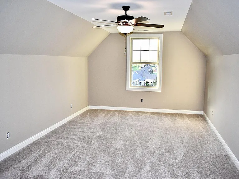 6631 Heritage Hills Dr — Photo 24